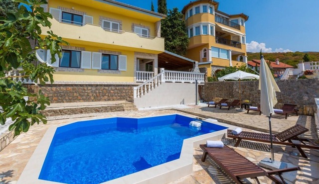 Holiday house Smokvica Krmpotska for 2 - 12 persons with 6 bedrooms - Holiday home