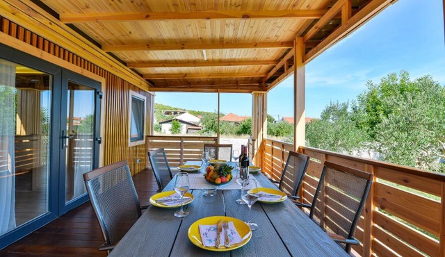 House Neverra 1