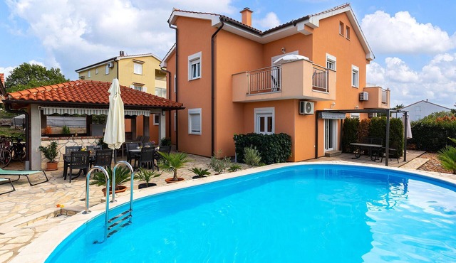 Lovely apartment in Sveti Vid-Miholjice with WiFi