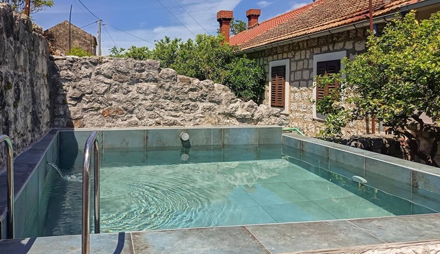 Lovely apartment in Gruda