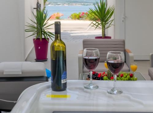 Luxury apartment on the beach