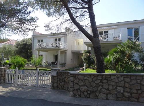 Neva Apartments