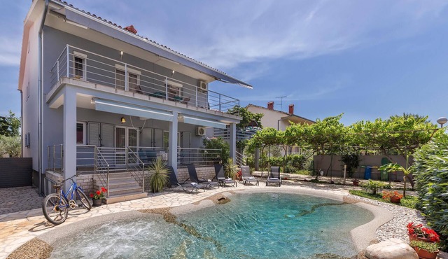 Nice apartment in Fazana