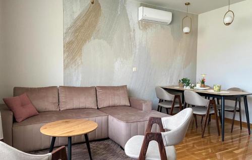 Nice Apartment In Krvavac Ii With Wifi