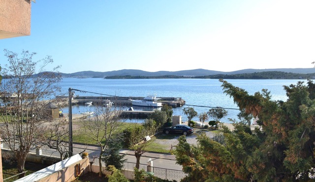 One bedroom apartment near beach Turanj, Biograd (A-25849-f)