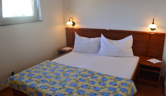 One bedroom apartment near beach Turanj, Biograd (A-25849-i)