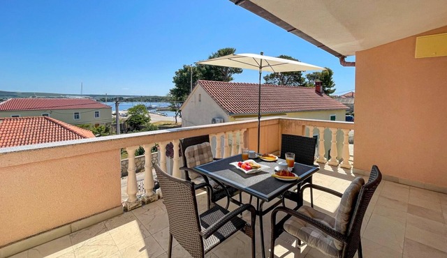 One bedroom apartment with terrace and sea view Pašman (A-694-a)