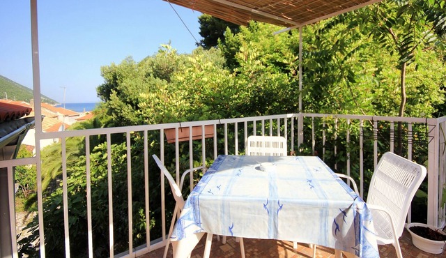 One bedroom apartment with terrace Trpanj, Pelješac (A-3162-j)