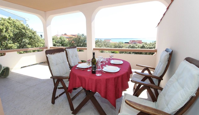 One bedroom apartment with terrace and sea view Mandre, Pag (A-6309-a)