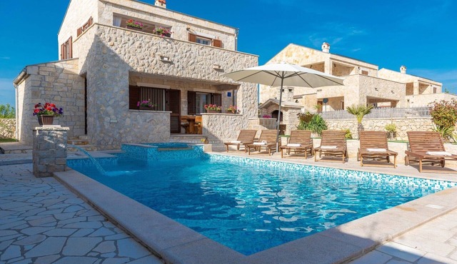 Privlaka Villa near the Adriatic Sea