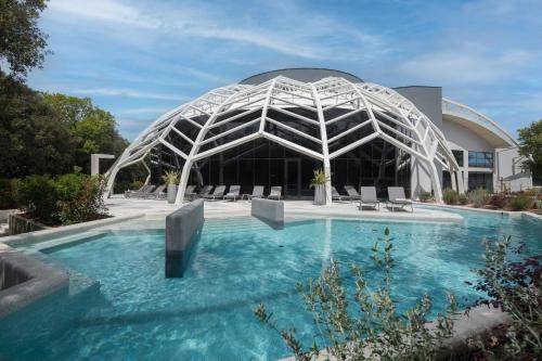 Saltwater Oasis Wellness&Spa Homes - Adults Only in Bale