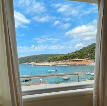 Studio apartment Milna, Hvar Buratovic