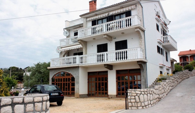 Studio flat with balcony and sea view Barbat, Rab (AS-5015-a)