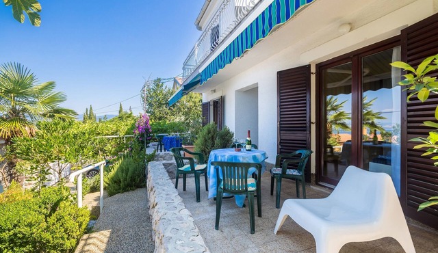 Studio flat with terrace and sea view Njivice (Krk) (AS-5325-a)