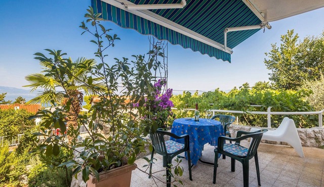 Studio flat with terrace and sea view Njivice (Krk) (AS-5325-b)