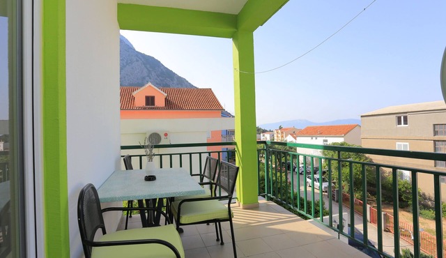 Studio flat with terrace and sea view Gradac, Makarska (AS-2784-a)
