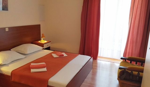 Studio flat with terrace and sea view Gradac, Makarska (AS-11332-a)