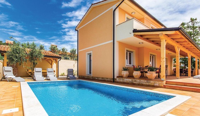 Stunning home in Betiga