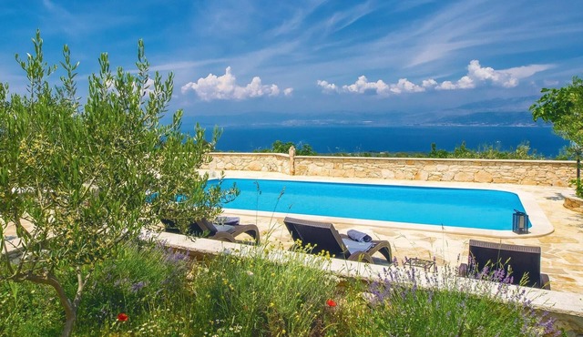 Stunning home in Donji Humac