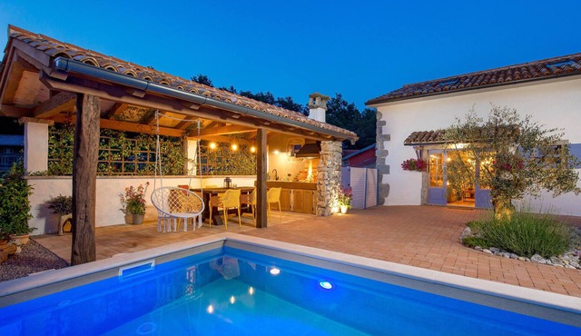 Stunning home in Mucici