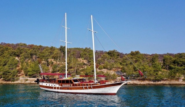Sun-Kissed Sailing Adventure in Split, Croatia