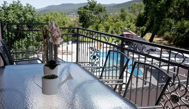 Three bedroom apartment with a swimming pool Zmijavci, Zagora (A-27159-a) in Zmijavci
