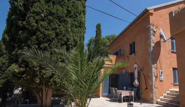 Two bedroom apartment with terrace Veli Lošinj, Lošinj (A-21187-c)