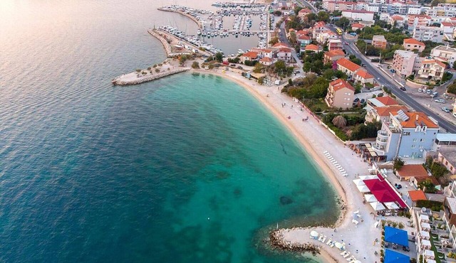 Two bedroom apartment with terrace and sea view Podstrana, Split (A-4859-d)