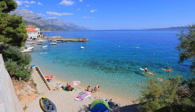 Two bedroom apartment with air-conditioning Pisak, Omiš (A-18141-d)