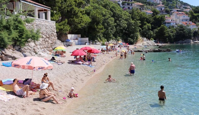 Two bedroom apartment with balcony and sea view Pisak, Omiš (A-4281-a)