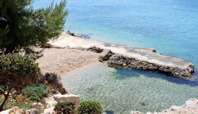 Two bedroom apartment with terrace Mandre, Pag (A-6545-a)