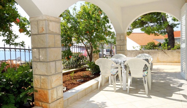 Two bedroom apartment with terrace and sea view Zavalatica, Korčula (A-4453-c)