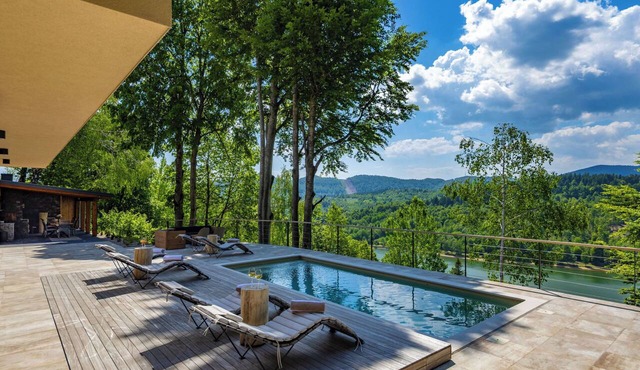 Vacation home Vrh by Interhome