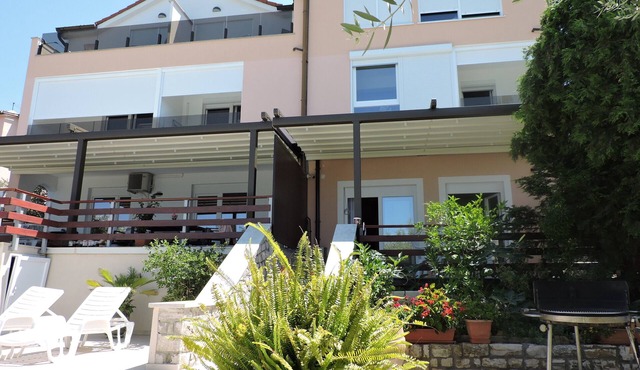 Villa - Apartment I (4 + 1); Salt water pool, air conditioning, wi fi
