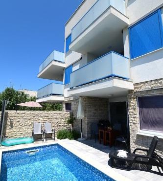 Villa Aster