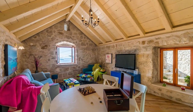 Villa Dalmata - Two-Bedroom House with Terrace and Sea View