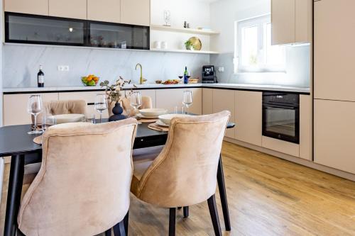 Villa Frane - Apartment Makar