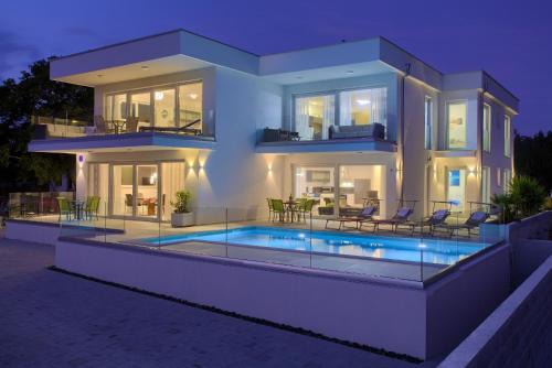 Villa Helines*