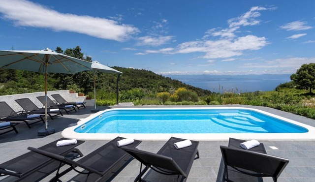 Villa Tulipa with beautiful sea view