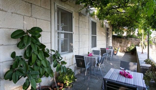 Villa Iveta- Triple Room (Ground Floor) - Martina