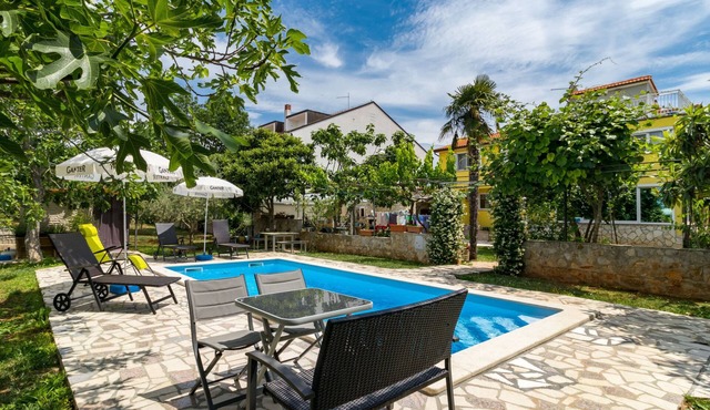 Villa Sandra by Interhome