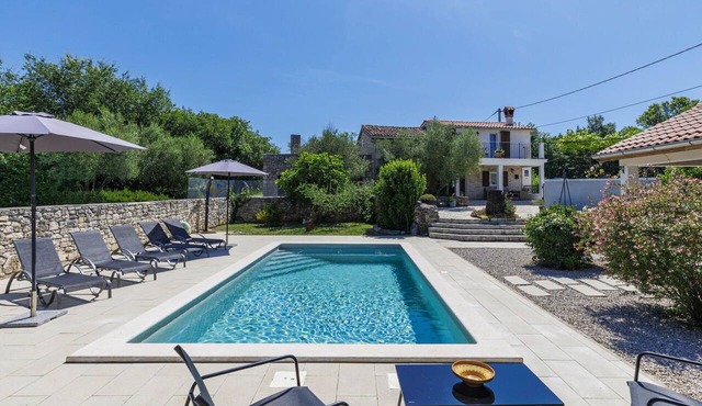 Wonderful villa for 4 guests with private pool, WIFI, A/C, TV and terrace in Pazin