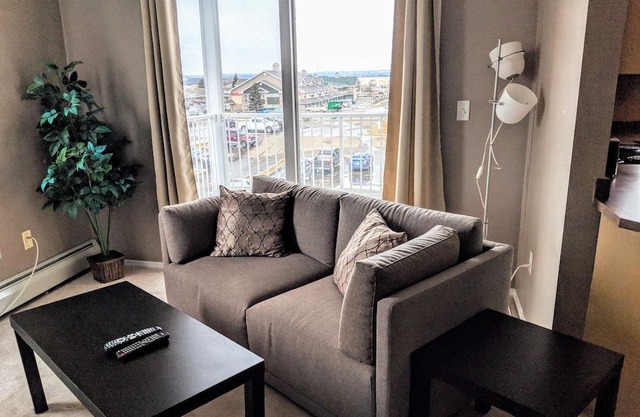 Quiet 2BR2Bath Condo Stony Plain Close to Westview Hospital w/ U/G Parking in Stony Plain