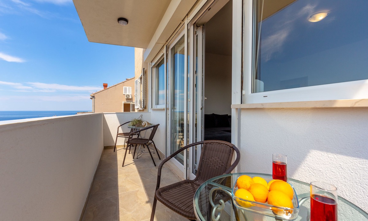 Babin Kuk Apartment | Hedera Estate, Hedera A46