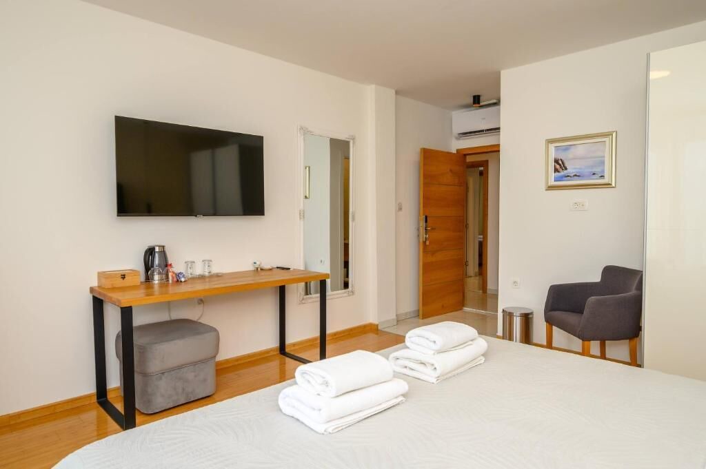 Kula Norinska Bed & Breakfast | BOUTIQUE ROOMS KICAN