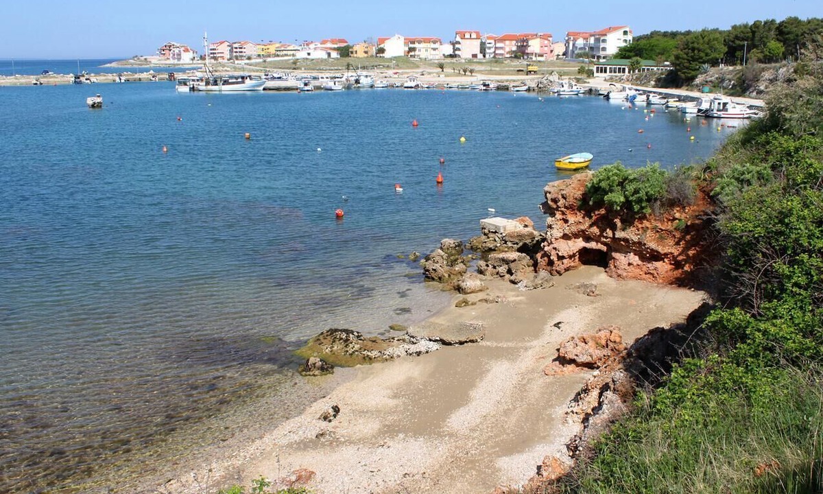 Povljana Apartment | One bedroom apartment with balcony Povljana, Pag (A-22707-a)