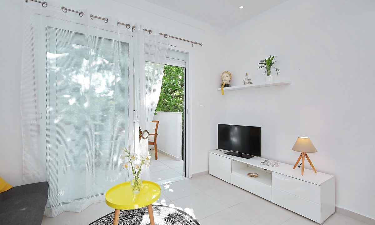 Zadar Apartment | Beautiful Studio near beach in Zadar Diklo
