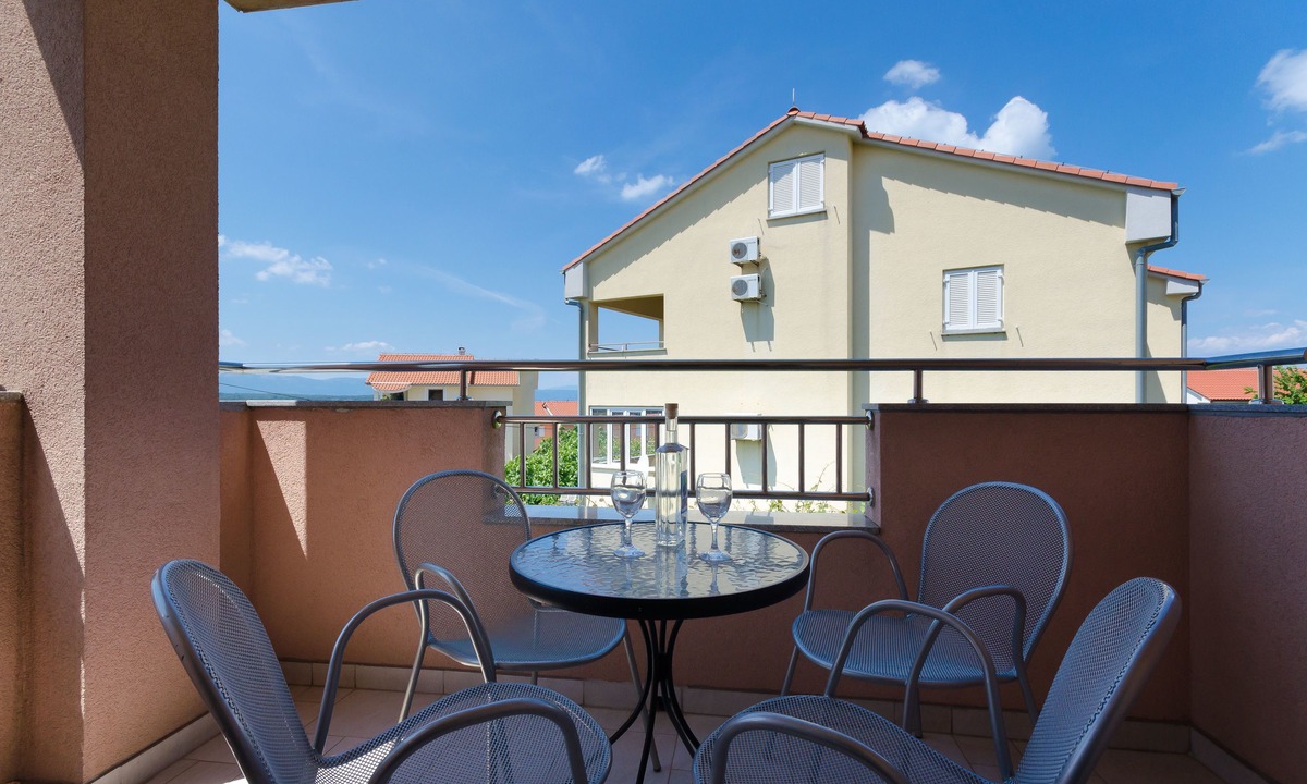 Malinska-Dubasnica Apartment | Apartments Dunja