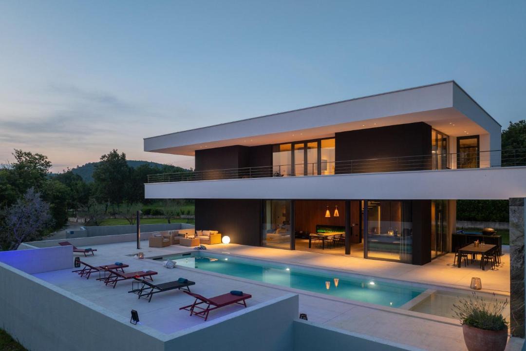 Sterna Villa | Villa She Luxury - Happy Rentals
