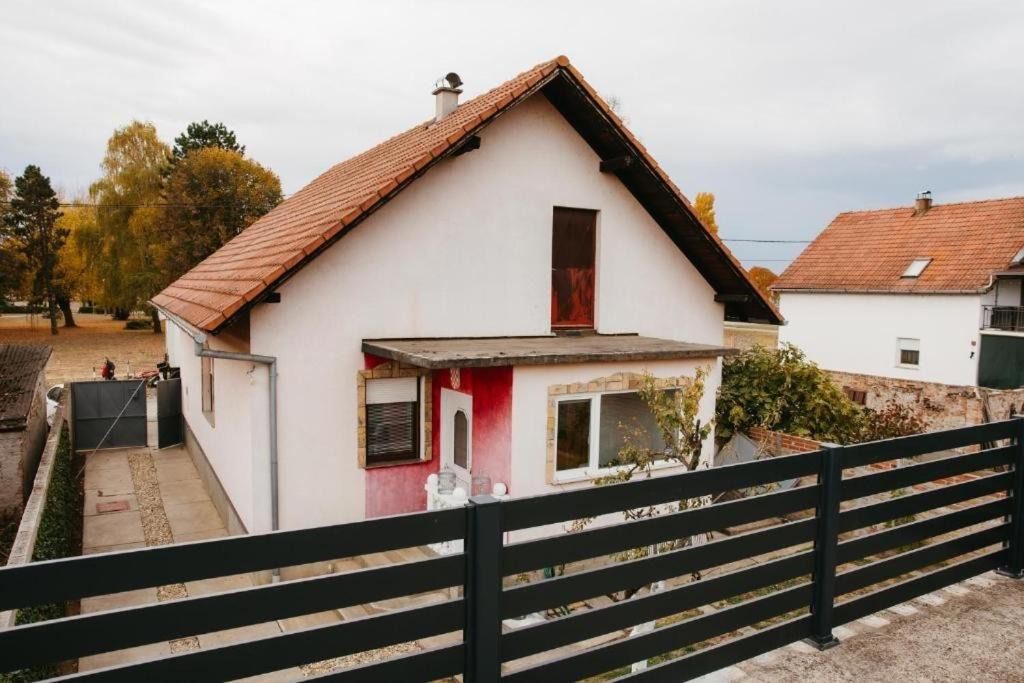 Borovo House | Holiday house with a parking space Vukovar, Slavonija - 27484